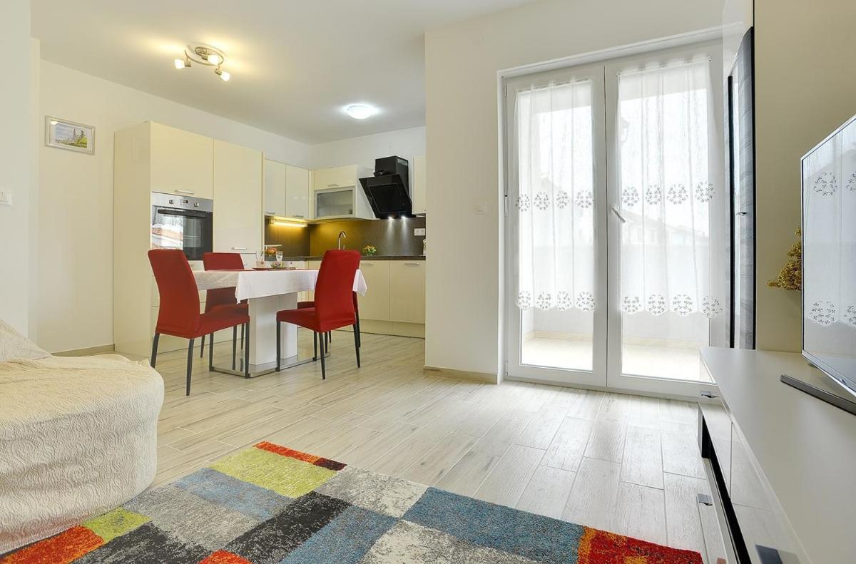 Apartments Elviana PUY Eksteriør bilde